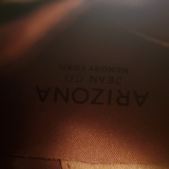 ARIZONA JEAN CO. BOOTIES - Picture 9 of 11